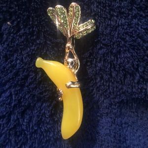 Used golden monkey pin